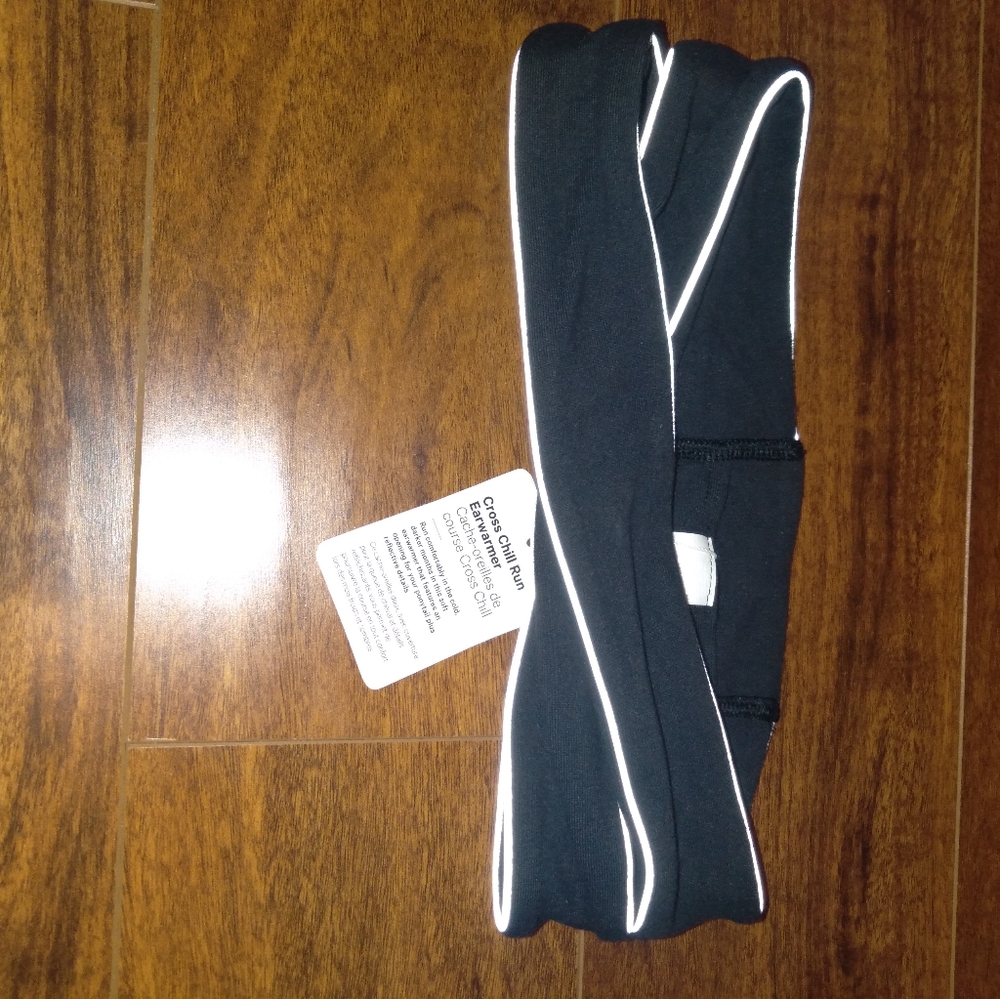 Lululemon Cross Chill Run Earwamer